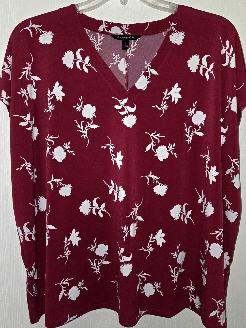 41 Hawthorn Burgundy and White Floral V-Neck Top
